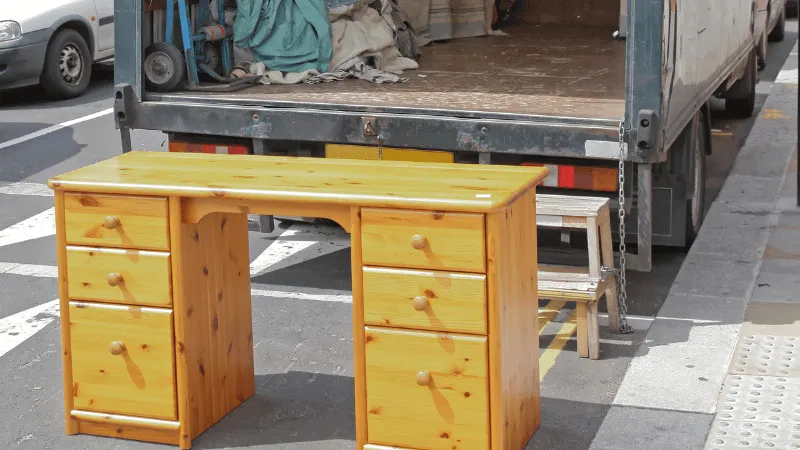 شركة نقل اثاث بيشة: مزايا وخدمات إضافية